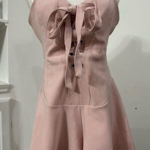 Windsor Feminine lace-up romper- size L